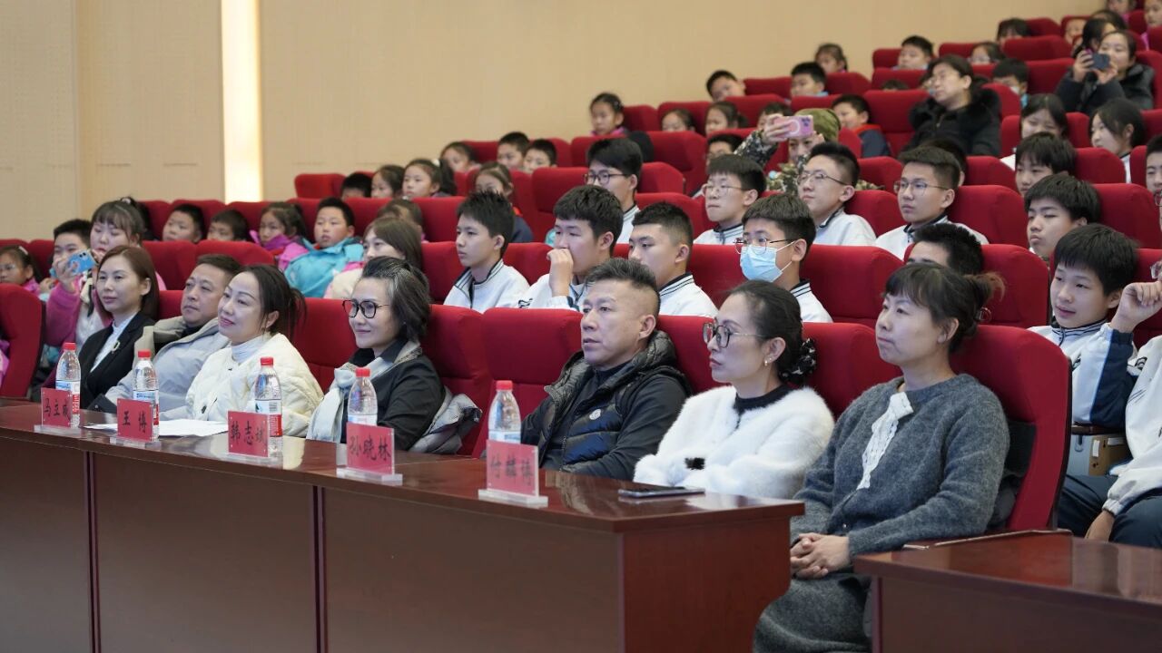 82c8eb95b9b86078c9cc741c1bdbaf30.jpg 82c8eb95b9b86078c9cc741c1bdbaf30.jpg